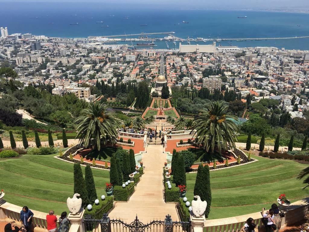 Paradise In Haifa Near The Bahai Gardens Εξωτερικό φωτογραφία